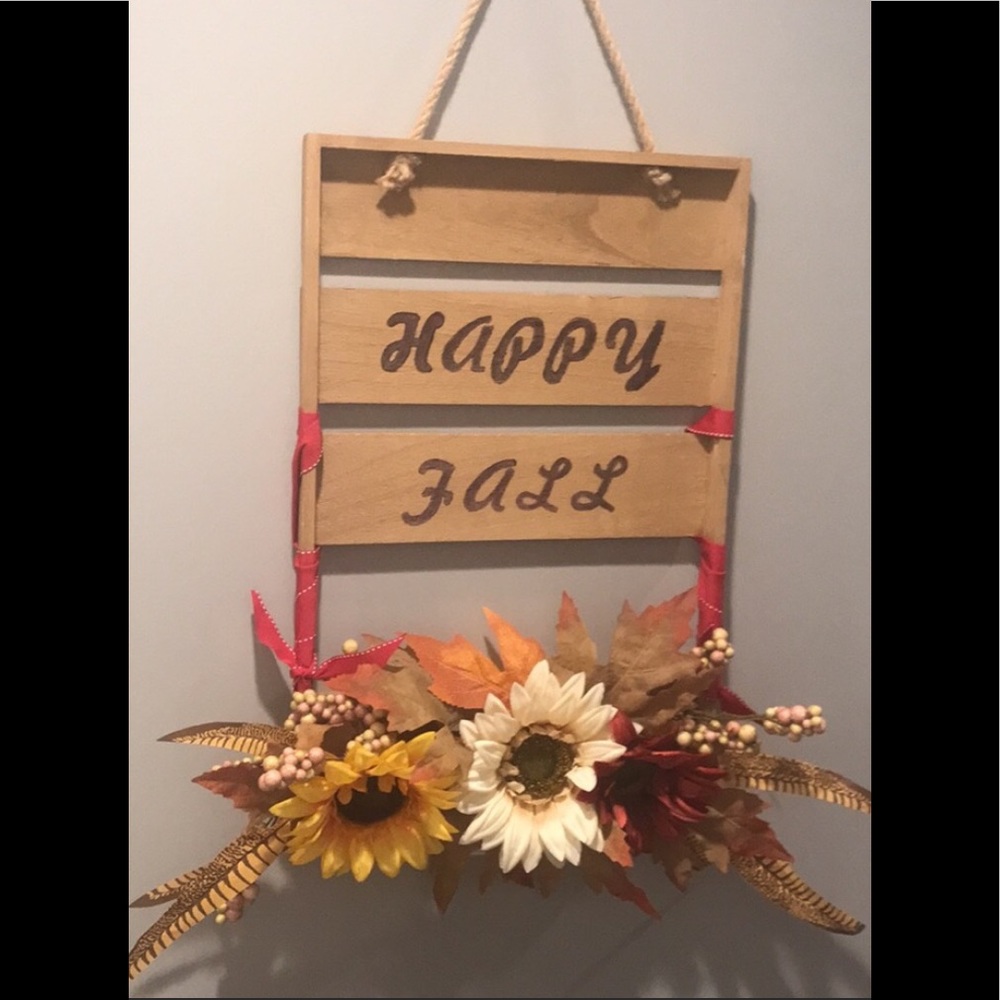 Brand new wall decoration “Happy fall”